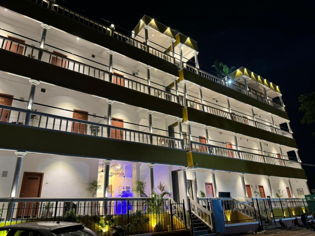 Le Poshe Beachview - Tie Hotels & Resorts 퐁디셰리 외부 사진